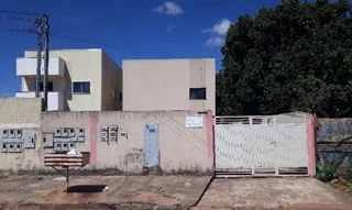 Imóvel 2360171 ['8444418392138'] - ['QUADRA 26 CONJUNTO A,N. SN APTO. 101 LT 12-B, PARQUE DA BARRAGEM SETOR 03 - CEP: 72910-271, AGUAS LINDAS DE GOIAS - GOIAS'] ['Parque da Barragem'] - ['Águas Lindas De Goiás']/['GO'] - 1